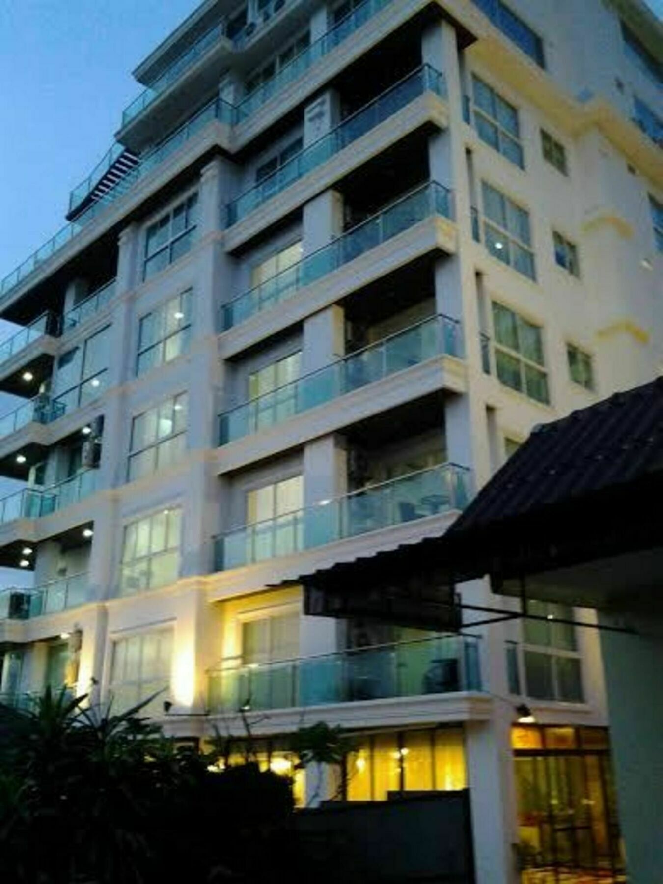 דירות Goldstone Residency Patong , Phuket מראה חיצוני תמונה